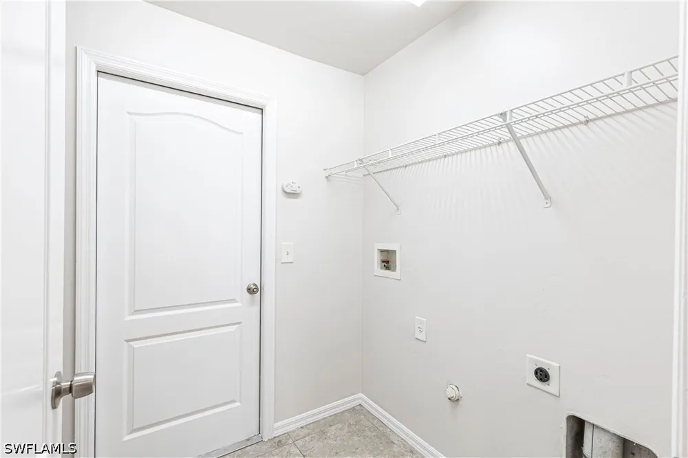 NE 7th Place Cape Coral, FL 33909