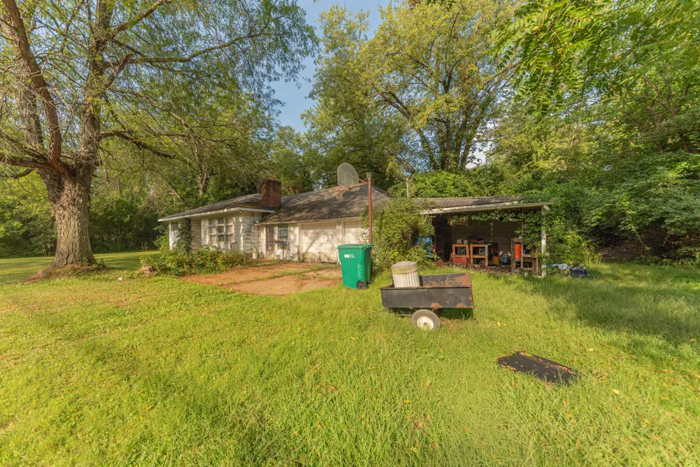 8284 Stony Creek Road Ypsilanti, MI 48197