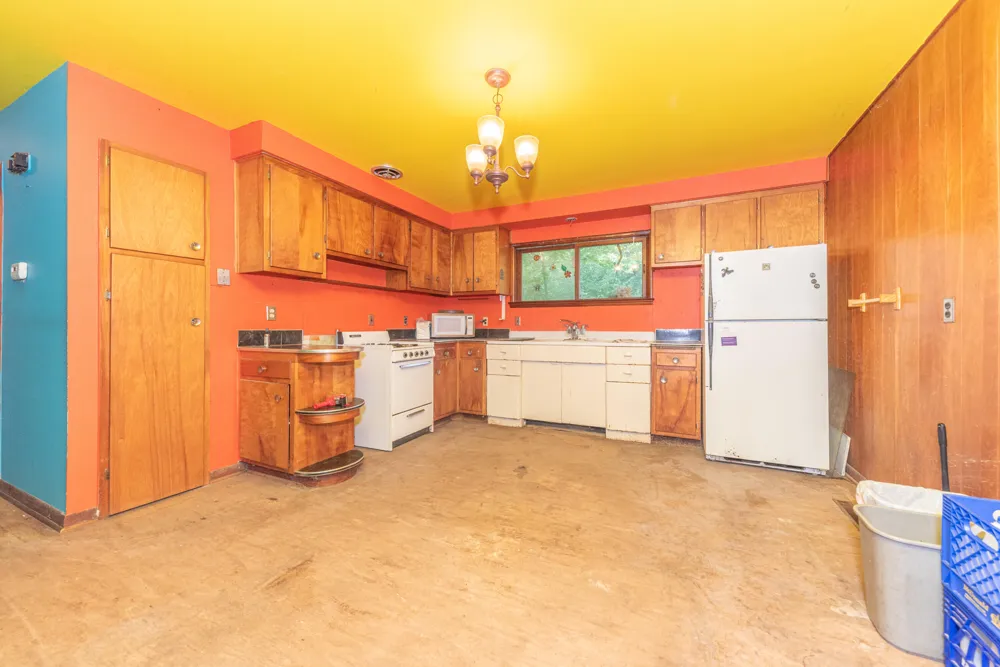 8284 Stony Creek Road Ypsilanti, MI 48197