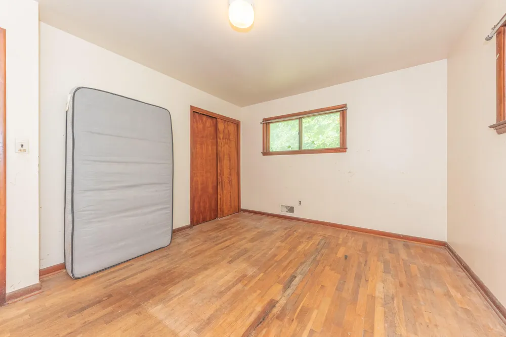 8284 Stony Creek Road Ypsilanti, MI 48197