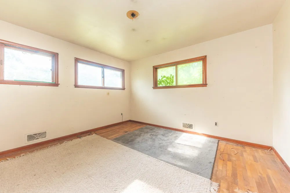 8284 Stony Creek Road Ypsilanti, MI 48197