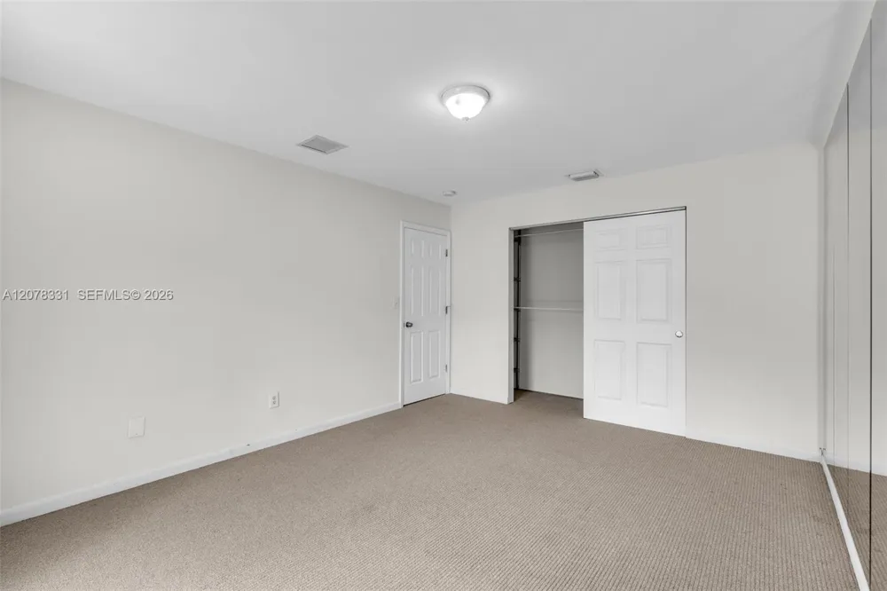 255 Sunrise Dr #309 Key Biscayne, FL 33149