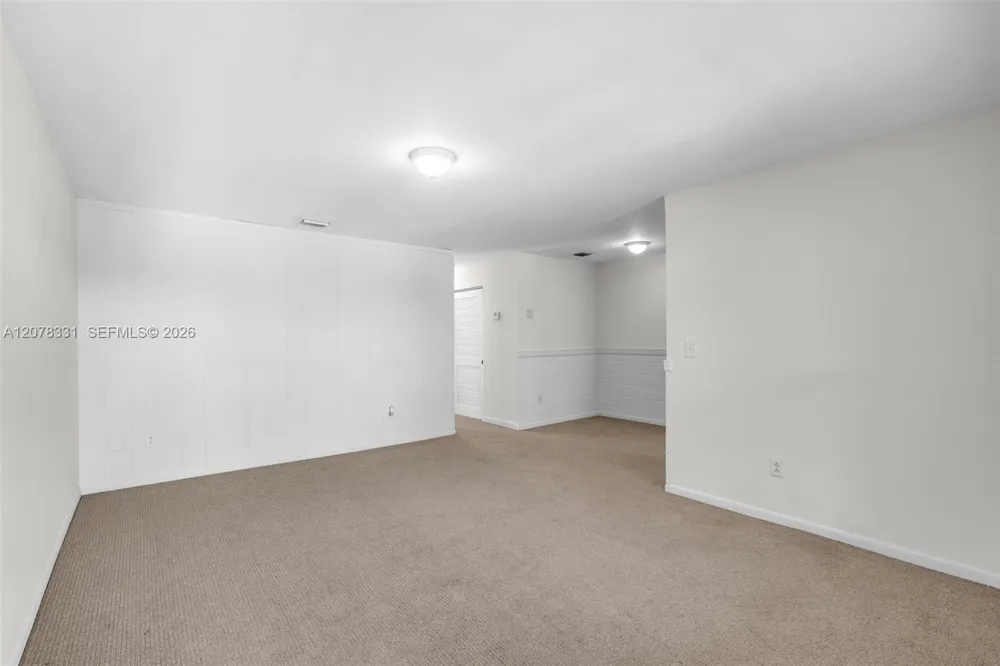 255 Sunrise Dr #309 Key Biscayne, FL 33149
