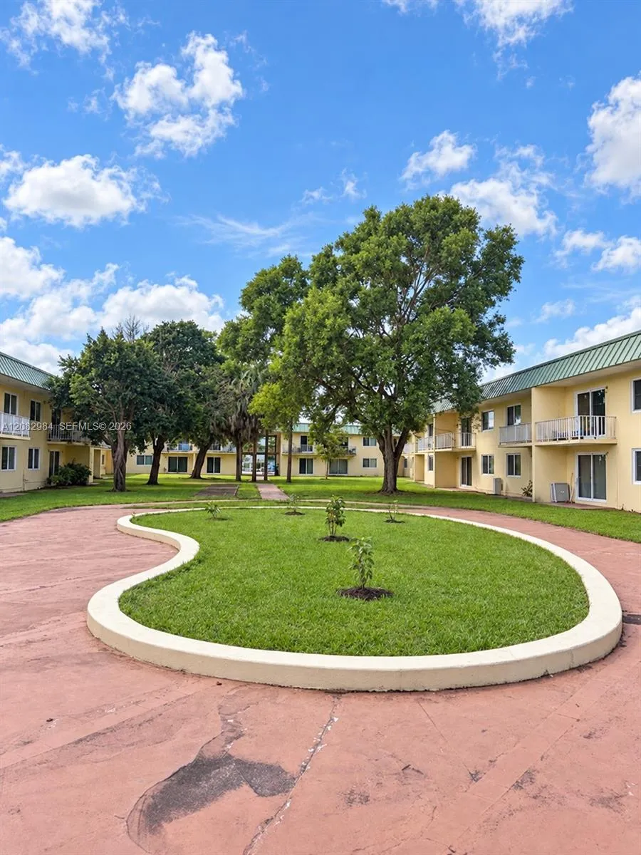 505 NW 177th St #128 Miami Gardens, FL 33169