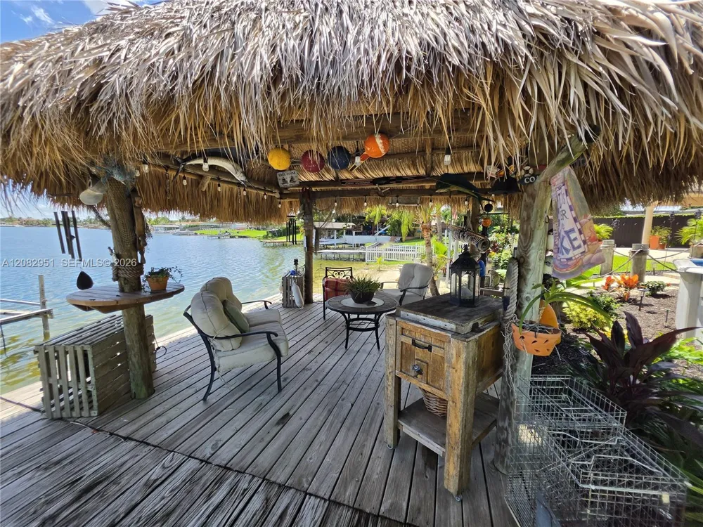 8450 NW 178th St Hialeah, FL 33015