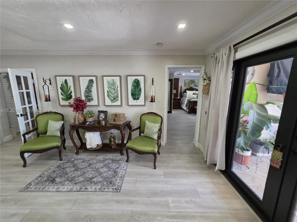 8450 NW 178th St Hialeah, FL 33015