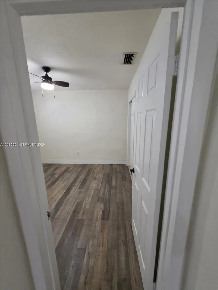 8450 NW 178th St Hialeah, FL 33015