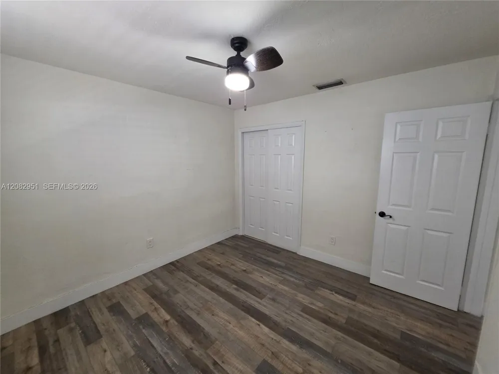 8450 NW 178th St Hialeah, FL 33015