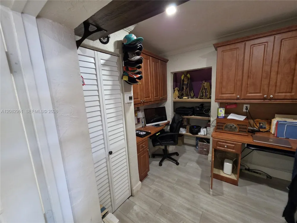 8450 NW 178th St Hialeah, FL 33015