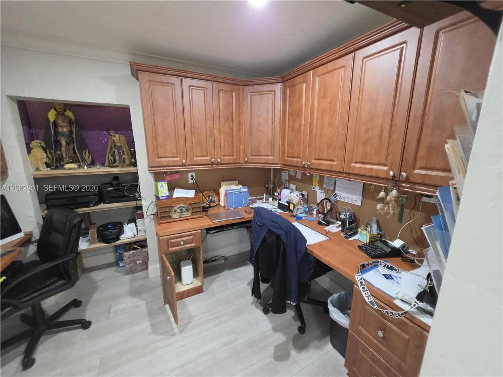 8450 NW 178th St Hialeah, FL 33015