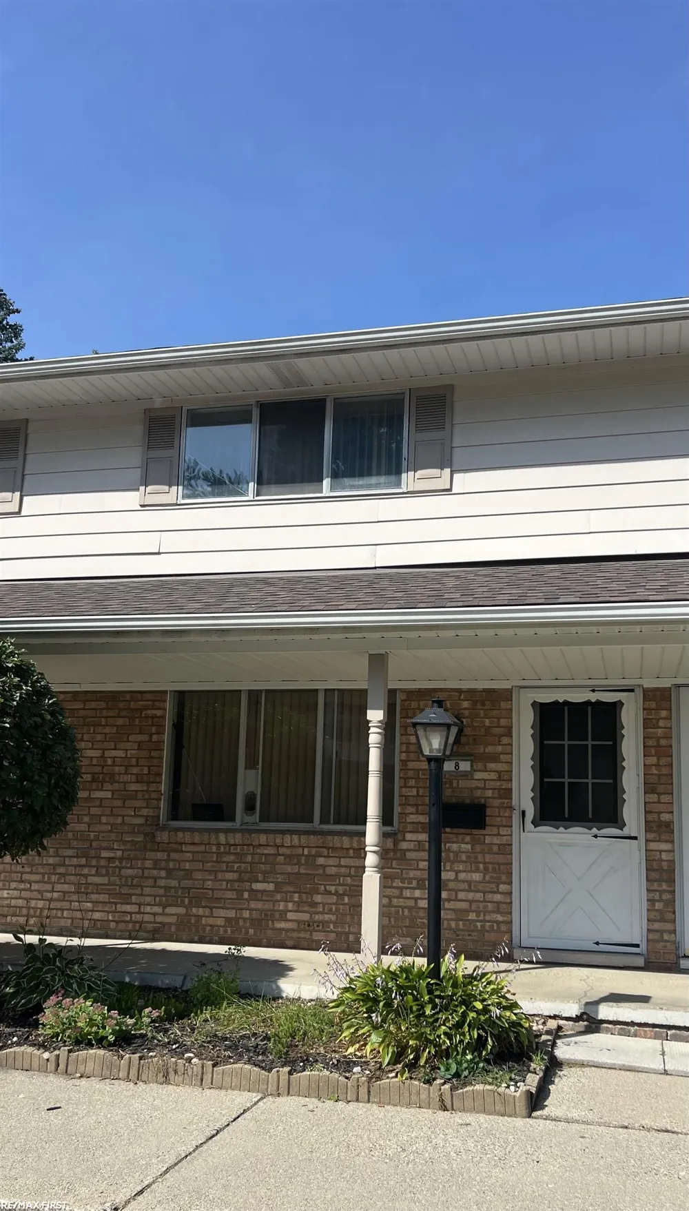 25691 S River Road Harrison Charter Township, MI 48045