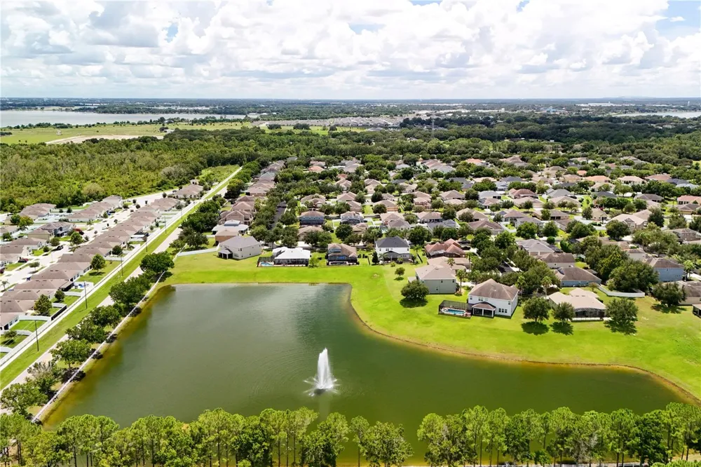 115 SAPPHIRE COURT Auburndale, FL 33823