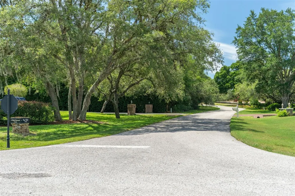4695 PINE VALLEY LOOP Lecanto, FL 34461