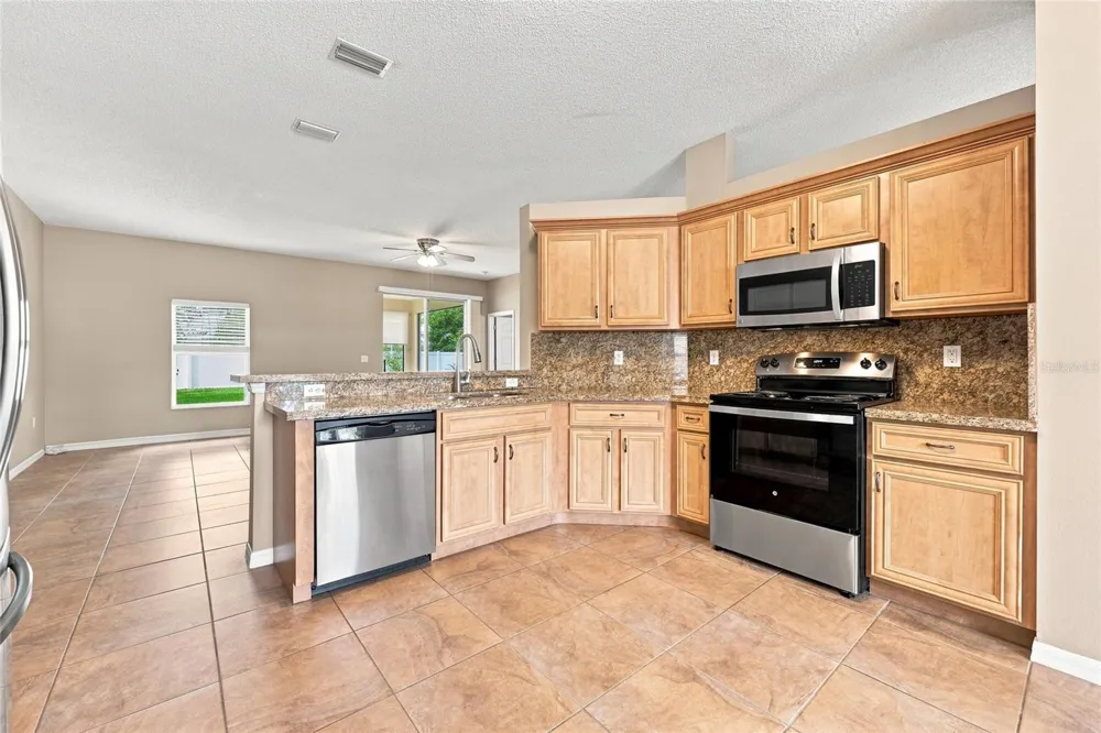 28 BECKNER LANE Palm Coast, FL 32137