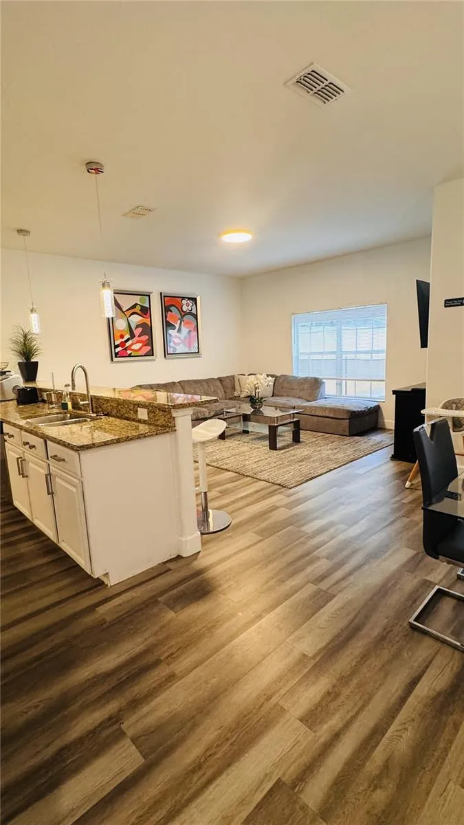 3037 BEACH PALM AVENUE Kissimmee, FL 34747