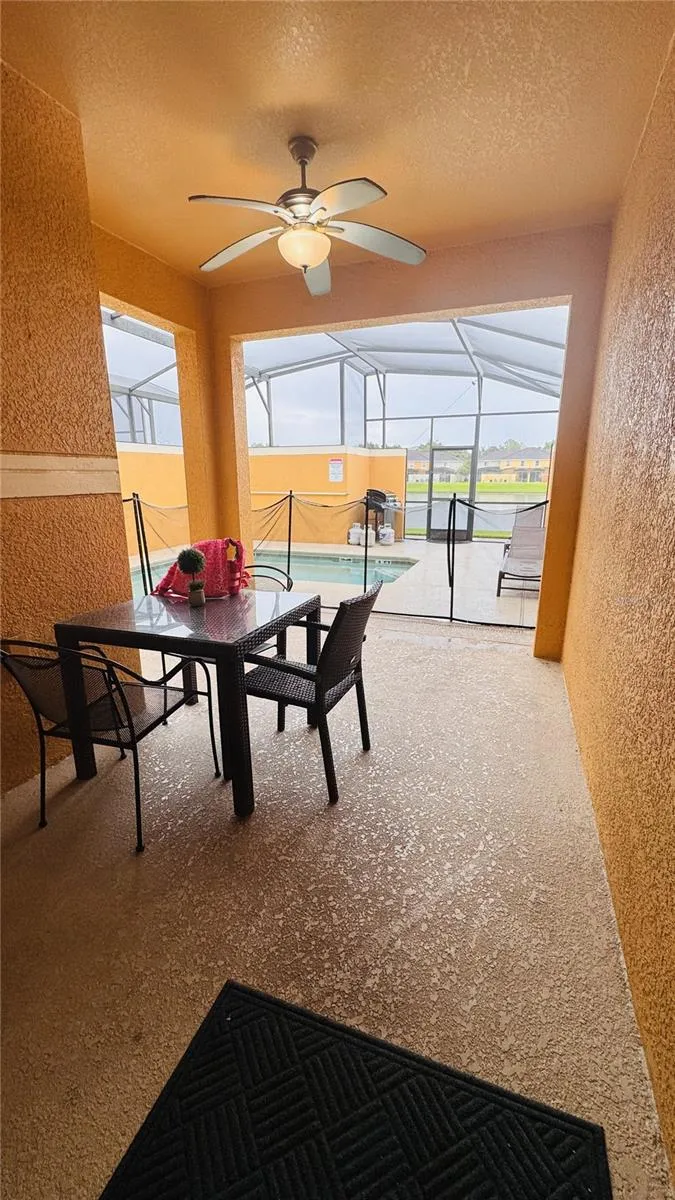 3037 BEACH PALM AVENUE Kissimmee, FL 34747
