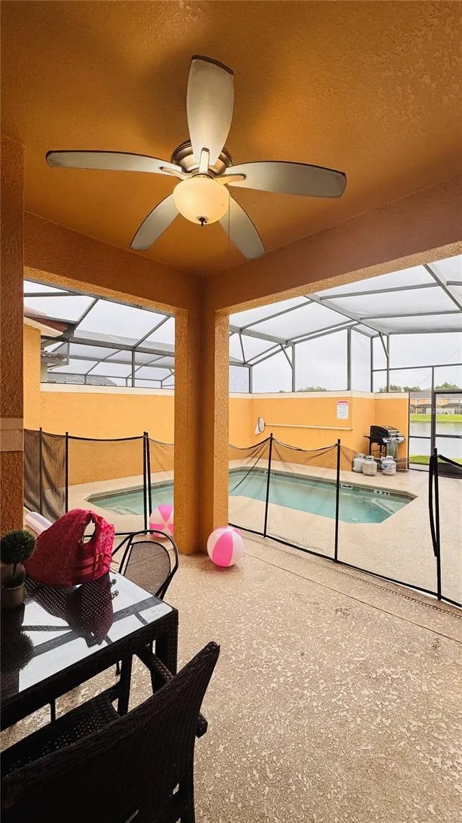 3037 BEACH PALM AVENUE Kissimmee, FL 34747