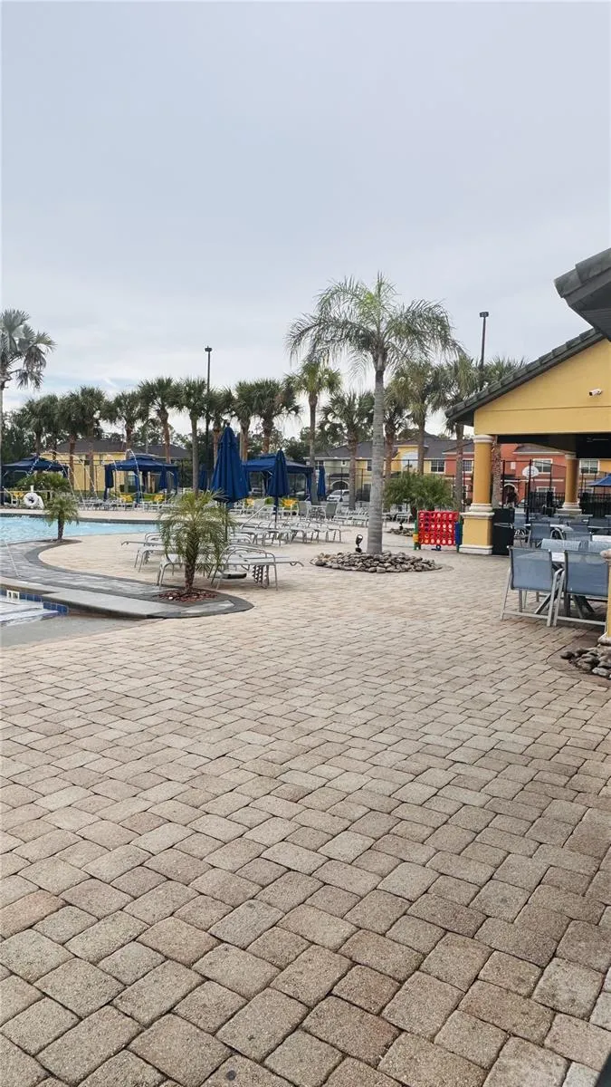 3037 BEACH PALM AVENUE Kissimmee, FL 34747