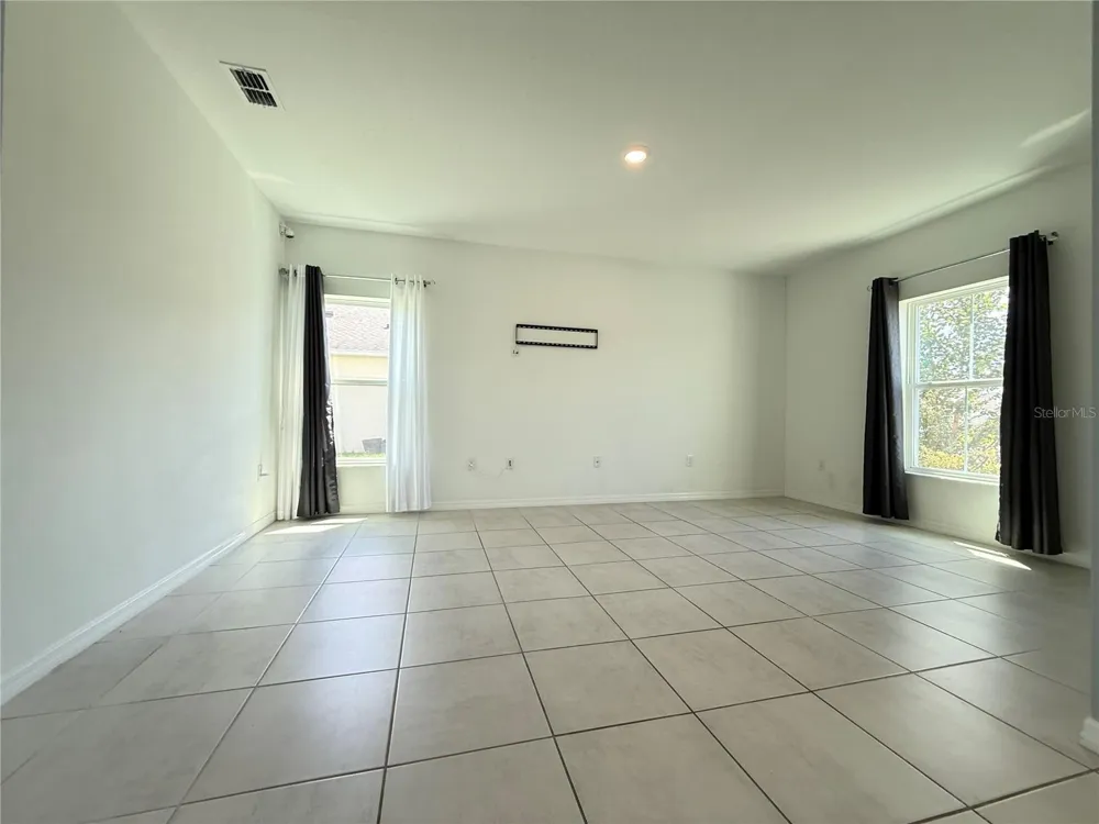 355 ASHLAR CT Kissimmee, FL 34758
