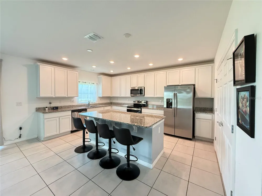 355 ASHLAR CT Kissimmee, FL 34758