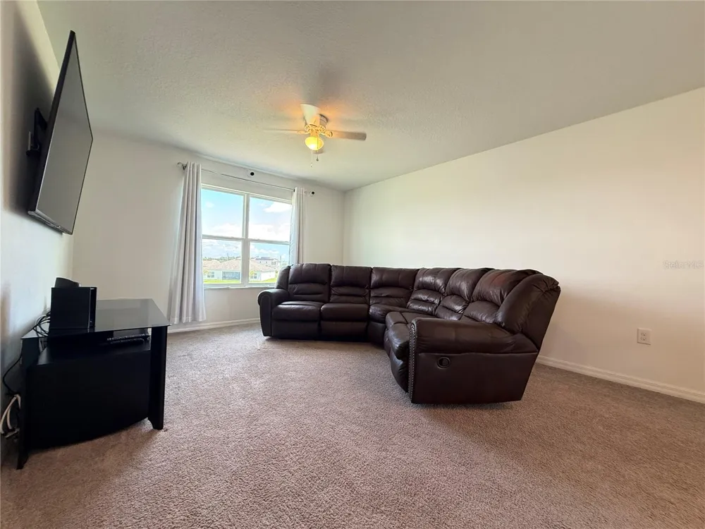 355 ASHLAR CT Kissimmee, FL 34758