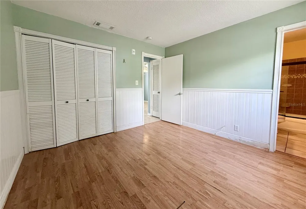 4784 BEACH DRIVE SE #B St Petersburg, FL 33705