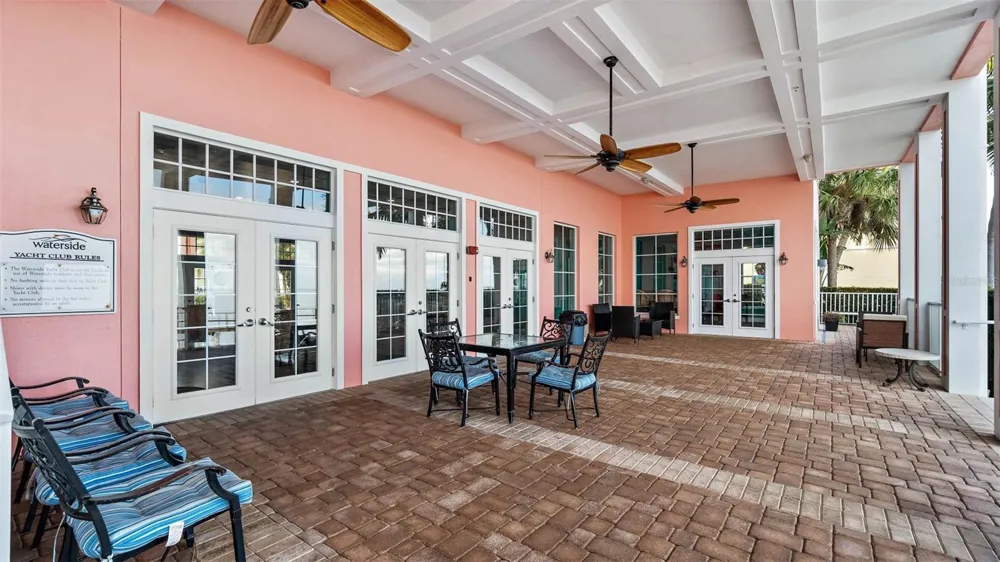 4784 BEACH DRIVE SE #B St Petersburg, FL 33705