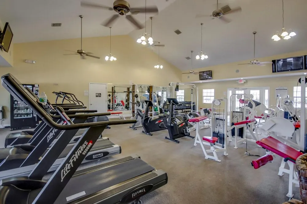 4784 BEACH DRIVE SE #B St Petersburg, FL 33705