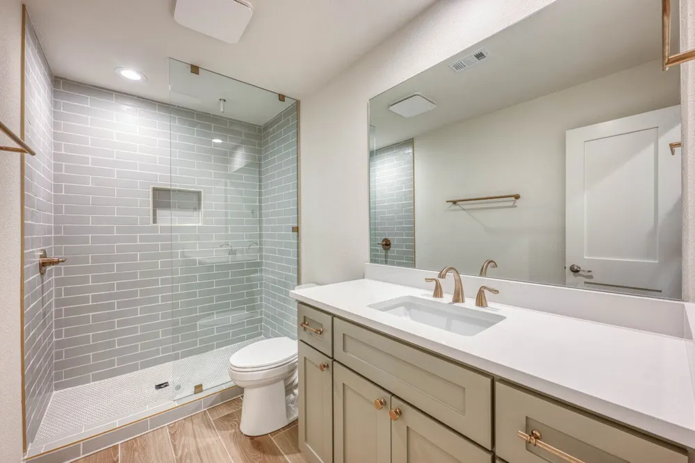 319 Columbine Street Meadowlakes, TX 78654