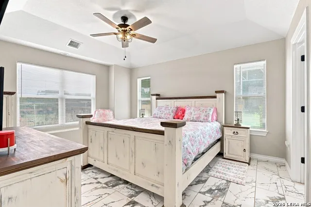 7306 TIFF NICOLE LN Von Ormy, TX 78073
