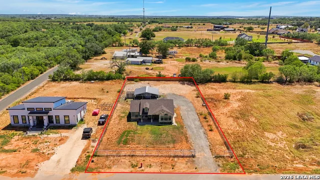 7306 TIFF NICOLE LN Von Ormy, TX 78073