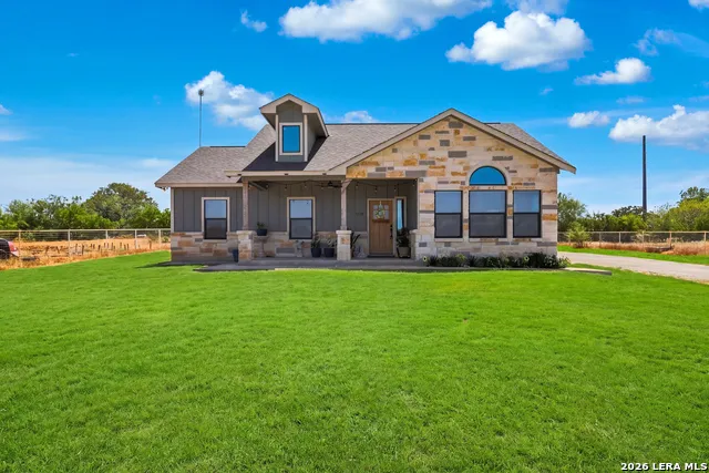 7306 TIFF NICOLE LN Von Ormy, TX 78073