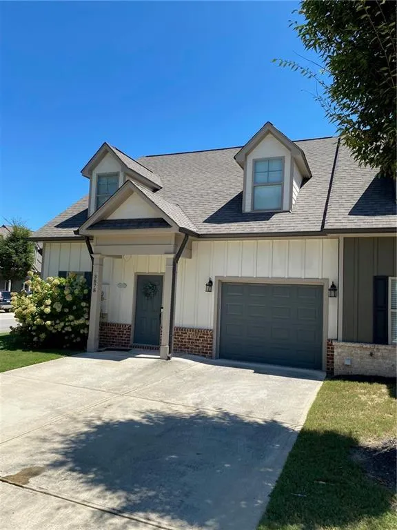 3878 Valley View Court Gainesville, GA 30501