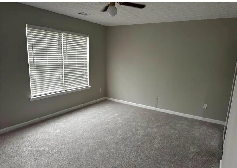 1133 Hawthorn Lane Grayson, GA 30017