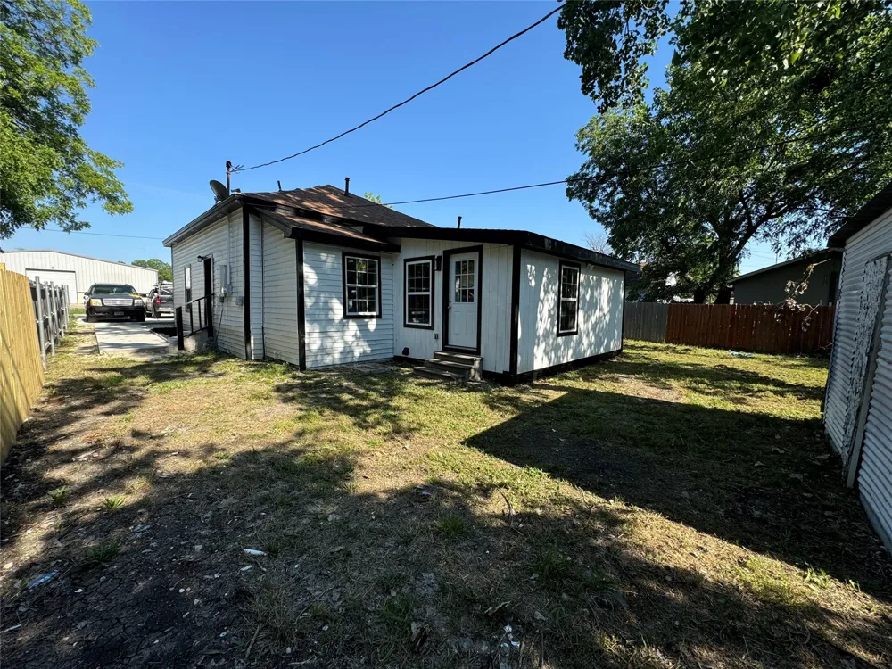 309 S Louisiana Street Celina, TX 75009