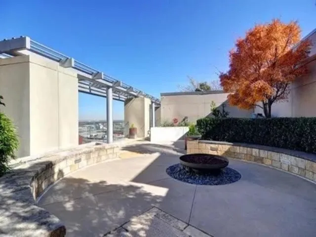 1301 Throckmorton Street #1805 Fort Worth, TX 76102