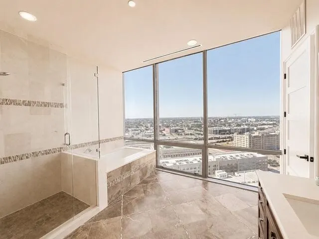 1301 Throckmorton Street #1805 Fort Worth, TX 76102
