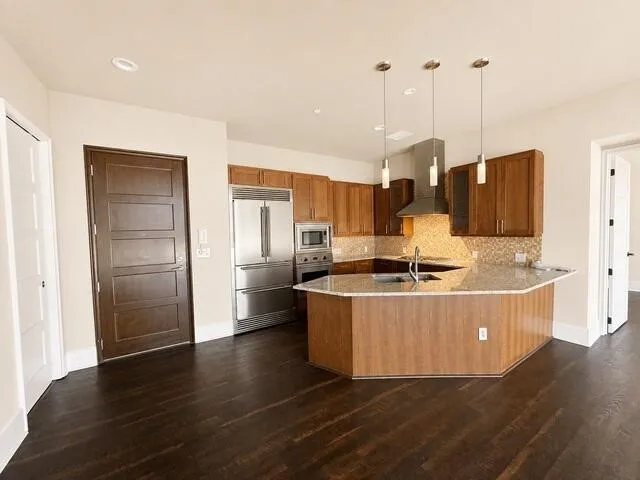 1301 Throckmorton Street #1805 Fort Worth, TX 76102