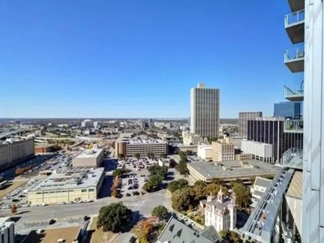1301 Throckmorton Street #1805 Fort Worth, TX 76102