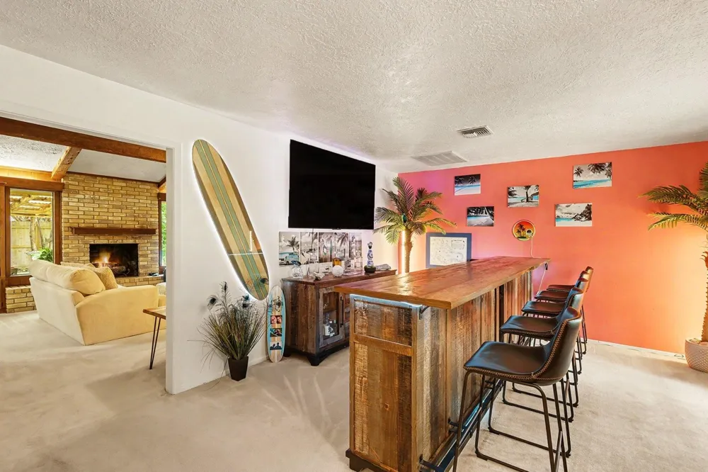 631 Bayview Drive El Lago, TX 77586
