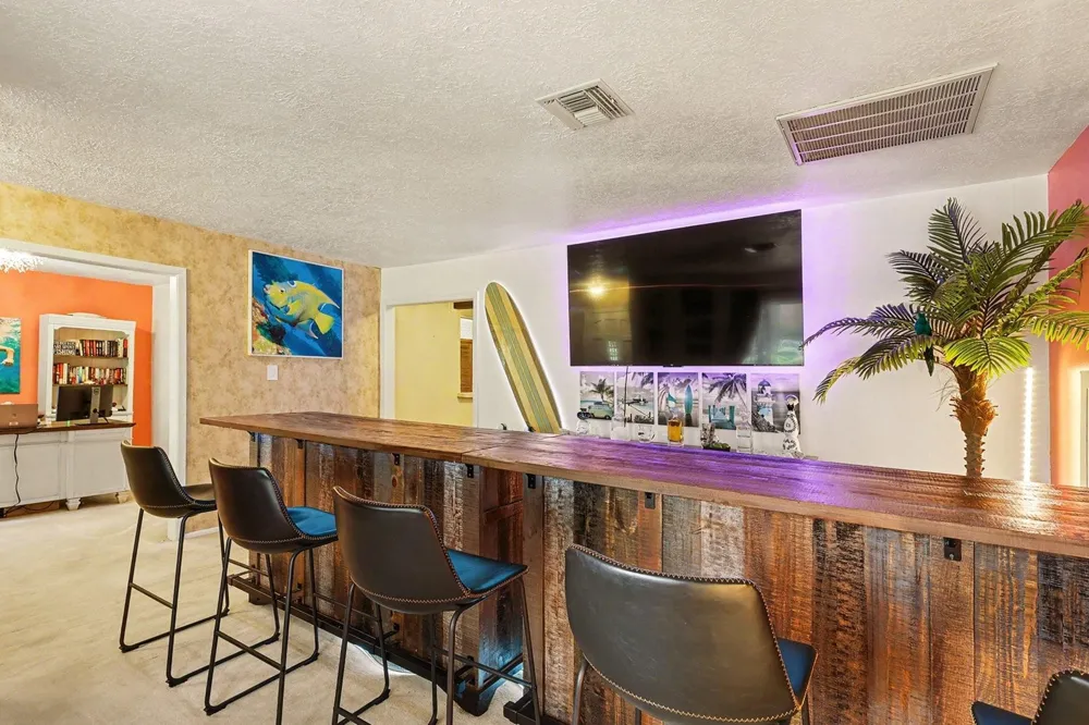 631 Bayview Drive El Lago, TX 77586