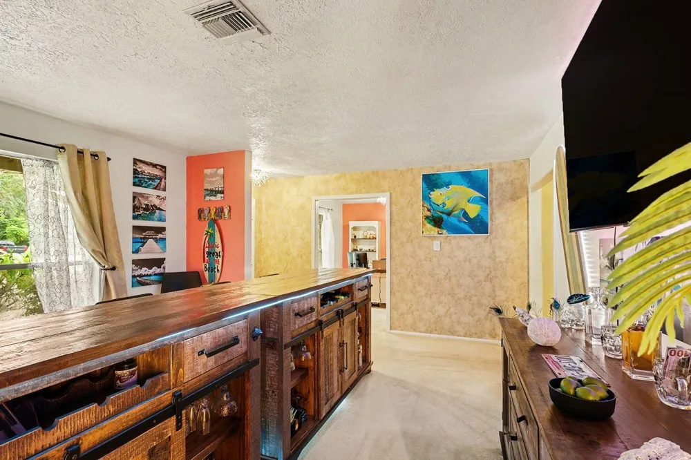 631 Bayview Drive El Lago, TX 77586