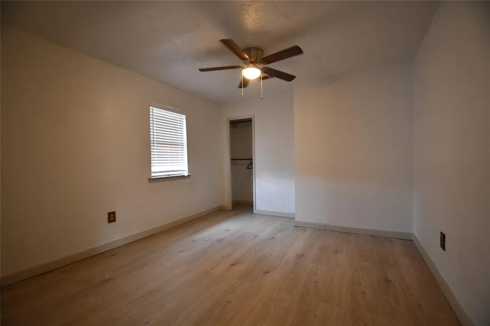 239 County Road 2226 Cleveland, TX 77327