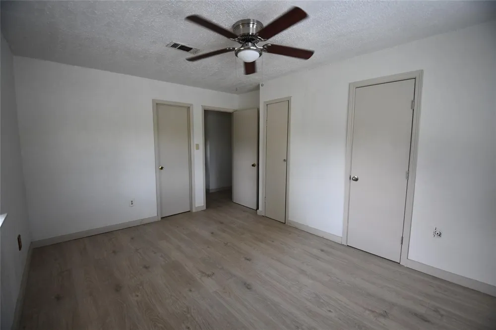 239 County Road 2226 Cleveland, TX 77327