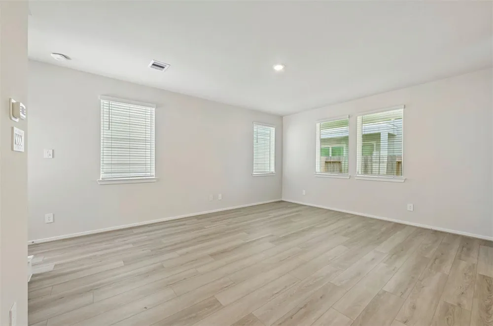 704 Sand Dollar Kemah, TX 77565