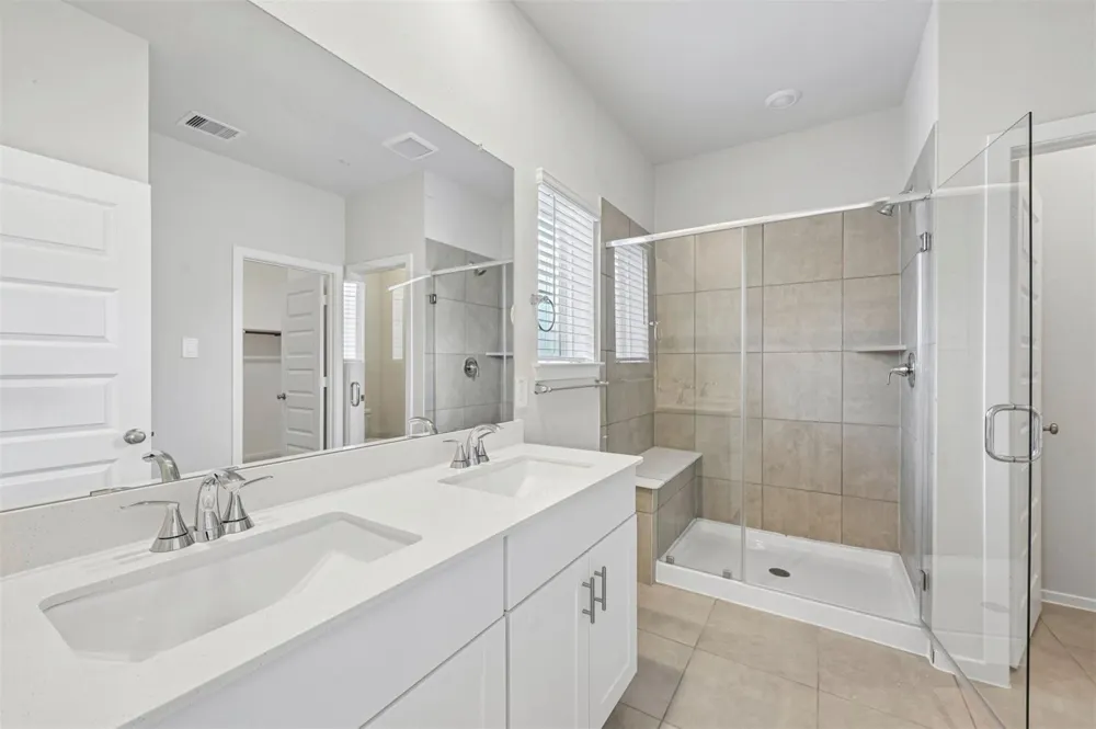 704 Sand Dollar Kemah, TX 77565