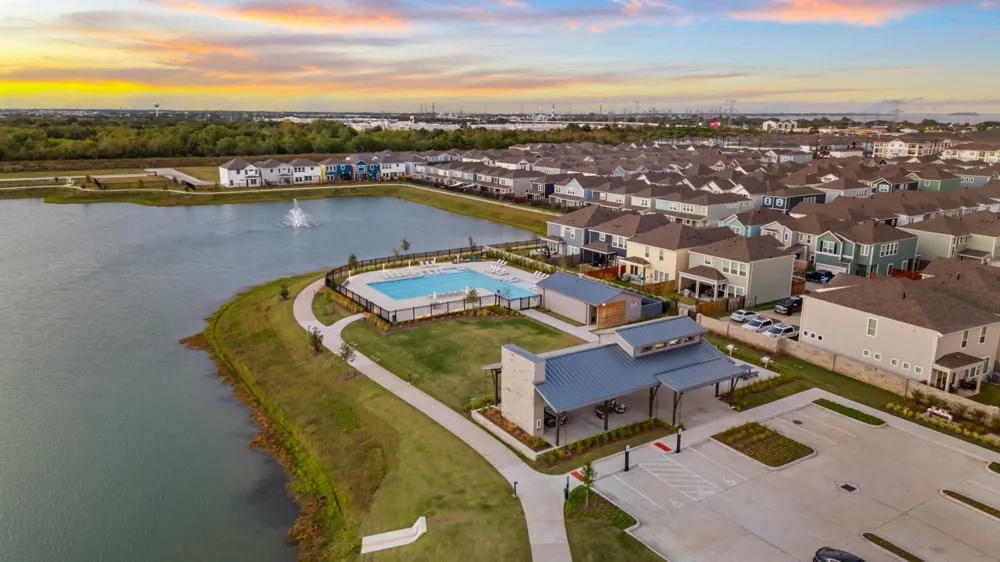 704 Sand Dollar Kemah, TX 77565