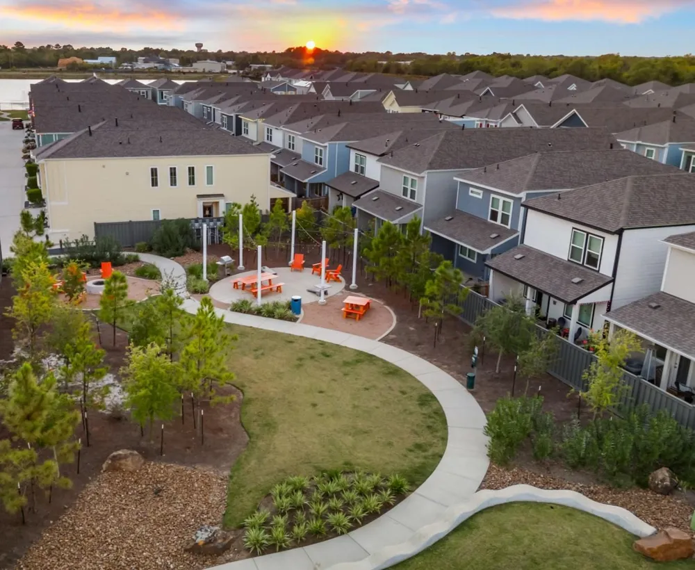 704 Sand Dollar Kemah, TX 77565