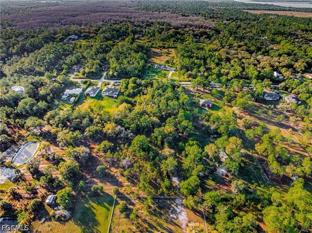 68th Avenue NE Naples, FL 34120