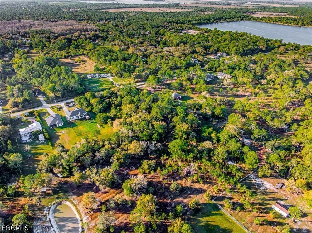 68th Avenue NE Naples, FL 34120
